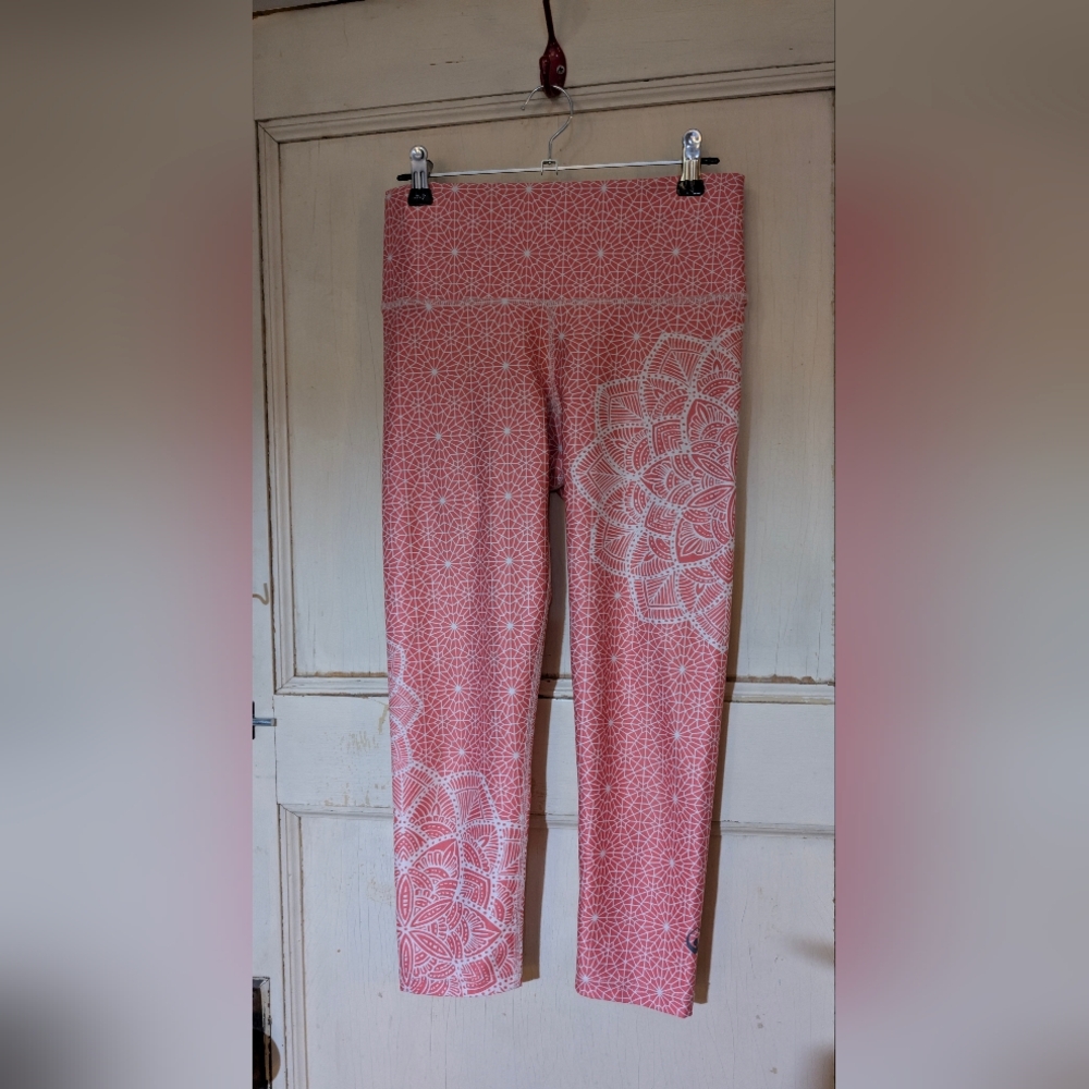 Pink Geometric Patterned Leggings